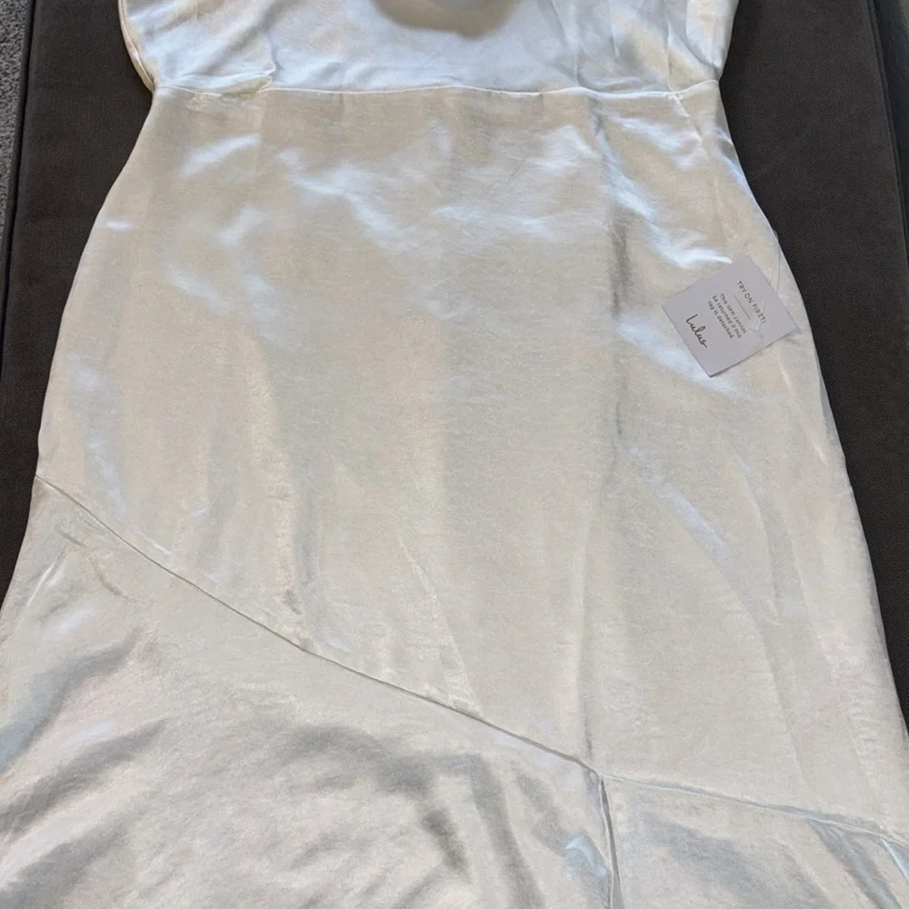 Lulus Wedding dress size XL Allure ivory satin Backless Cowl Neck. - Picture 7 of 16